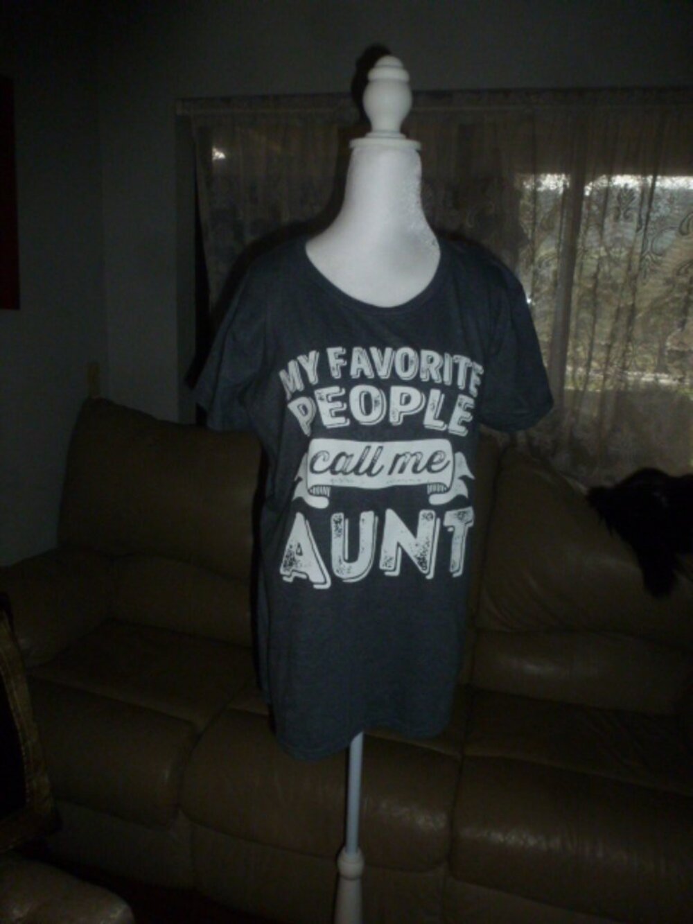 🖤✨ “My Favorite People Call Me Aunt” Graphic Tee ✨🖤 Sz XL